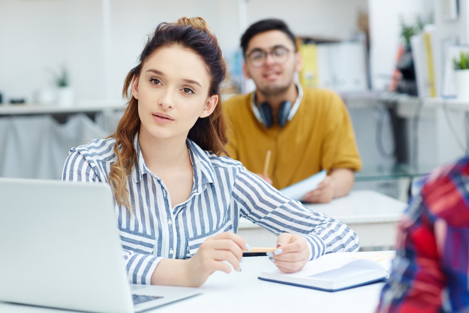 Best JEE Coaching Ashok Stambh Nashik - Conqueror Academy