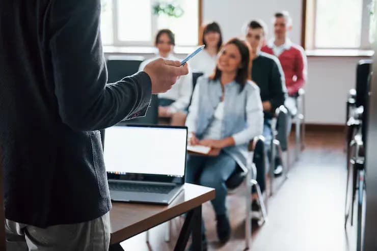 NEET Coching Classes Near Ashok Stambh Nashik - Conqurer Academy